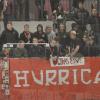 Solche Unterstützung wird es im Burgauer Eisstadion erst einmal nicht mehr geben: Die „Hurricanes“ dürfen bis auf Weiteres nicht mehr kommen.