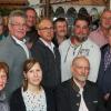 Das sind die CSU-Kandidaten für die Kommunalwahl im März: Gerhard Sobczyk (sitzend in der Mitte) möchte neuer Bürgermeister von Bubesheim werden. 	
