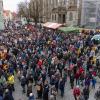 So könnte es bald in Donauwörth aussehen: Tausende Menschen kamen zur Demo für Demokratie und Vielfalt nach Nördlingen.
