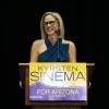 Kyrsten Sinema ist die neu gewählte Senatorin von Arizona.