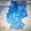Blau steht für eine geringere Mobilität als im Jahr davor. Der Landkreis Günzburg ist farblich umrahmt. In ganz Deutschland waren die Menschen weniger unterwegs, wie am Beispiel vom 25. Dezember deutlich wird.  	
