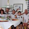 Familie Reichhardt und Familie Niegisch im Fußballfieber.
Bild: Julia Reichhardt
