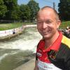 Bundestrainer Michael Trummer an der Kanu-Strecke in Augsburg.