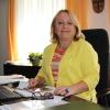 Birgit Steudter-Adl Amini wechselte vor gut 100 Tagen vom Amt der Zweiten Bürgermeisterin von Kammlach in das der Ersten. Eine ihrer ersten Amtshandlungen war die Abnahme des neuen Trinkwasserbrunnens. 	