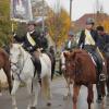 Philipp Voitle trug die Standarte. Die Mitglieder des Reit- und Fahrvereins Neuburg begleiteten als Abordnung die Fahne. 