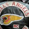 Ein Totenkopf mit Flügeln ist das Symbol der Motorradgang Hells Angels. 