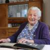 Marie Drachsler wurde 1924 im Egerland geboren und im Zweiten Weltkrieg vertrieben. Die heute 95-Jährige hofft, dass Corona bald Geschichte ist. Und sie appelliert an die jüngere Generation, zufriedener zu sein.  	