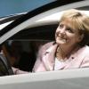 IAA: Merkel will Autogipfel zur Zukunftstechnik