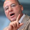 Gregor Gysi, Fraktionsvorsitzender der Linken im Bundestag (rechts), will die Macht nicht teilen. Doch mit Sahra Wagenknecht hat er eine starke Konkurrentin.