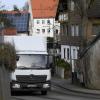 Anwohner wollten Lastwagen aus Teilen von Täfertingen heraushalten. Sie ärgern sich über den Lärm. Ein Gutachten ergab nun jedoch, dass Grenzwerte eingehalten werden. 	