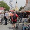 Gebrauchsgegenstände, Hosen, Röcke, Schuhe und mediterrane Schmankerl: der Pöttmeser Pfingstmarkt war gut besucht.  	