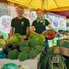 Christian Schuster und Bettina Zoczek von der Rollenden Gemüsekiste müssen mit einem wechselnden Konsumverhalten klarkommen.