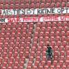 Auch im Stadion sprachen die Fans dem FC Augsburg Unterstützung zu.