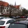 Die SPD möchte das Areal am alten Busbahnhof in Weißenhorn umgestalten lassen. Zum Thema Parken gibt es im Stadtrat aber noch viel zu besprechen.  	