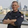 Bond-Darsteller Daniel Craig in einer echten Uniform: Er ist nämlich von der Royal Navy ehrenhalber zum Commander ernannt worden. Er hat damit nun den gleichen Dienstgrad inne wie im Film.