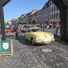 Die Maximilianstraße in Augsburg stand am Sonntag im Zeichen der Fuggerstadt Classic. Dort gab es über hundert Oldtimer zu bestaunen.