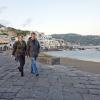 Angela Merkel mit ihrem Mann Joachim Sauer im Urlaub auf Ischia. Nach ihrer aktiven Zeit in der Politik möchte sie sich Reisen in fernere Regionen gönnen.