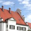 Das Pfarrhaus in Schwabhausen aus dem Jahre 1914 soll für rund 475 000 Euro renoviert werden. 