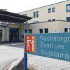 Im Augsburger Nachsorgezentrum für Hirngeschädigte wurde bereits geimpft - auch Verwaltungsmitarbeiter bekamen den Impfstoff.