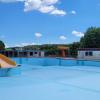 Das Becken im Tagmersheimer Freibad ist leer. Grund: Der Wasserzweckverband "Rechts der Altmühl" kann derzeit nicht genügend Trinkwasser liefern.