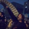 Das Eingeständnis des Flugzeugabsturzes lässt die Demonstrationen junger Iraner gegen die Teheraner Führung erneut aufflammen.  