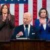 US-Präsident Joe Biden bei seiner ersten Rede zur Lage der Nation. Dahinter stehen Vizepräsidentin Kamala Harris (links) und Nancy Pelosi, Sprecherin des US-Repräsentantenhauses.