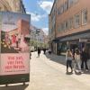 Die Stadt Augsburg hat eine Werbekampagne für den Stadtmarkt gestartet.