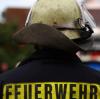 Die Freiwillige Feuerwehr Pöttmes muss ohne ihr Tanklöschfahrzeug (TLF) auskommen. Die Aktiven hatten auf dem Weg zu einem Einsatz selbst einen Unfall. An dem Fahrzeug entstand Totalschaden. Der Bürgermeister weist Kritik an der Feuerwehr zurück.