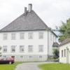 Der Pfarrhof in Breitenthal soll renoviert werden: Die Mitglieder des Gemeinderats beschlossen nun, das Vorhaben mit einem Zuschuss von 20000 Euro zu unterstützen. 