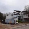 Die Firma Topstar plant in Langenneufnach ein neues Hochregallager – es soll bis zu 40 Meter hoch sein. 	
