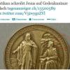 Jesus wurde falsch geprägt: "Lesus" steht stattdessen auf der ersten offiziellen Münze zum Pontifikat von Papst Franziskus. Die Twitter-Gemeinschaft spottet bereits über den Fehler.