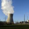Das Atomkraftwerk Gundremmingen steht in der Kritik. Doch die Aufsichtsbehörde beim bayerischen Umweltministerium sieht dazu keinen Grund.
