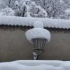
Eine kalte Bommelmütze hat diese Lampe in Friedberg aufbekommen.
