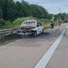 Ein BMW brannte am Samstagnachmittag auf der A8 zwischen Burgau und Zusmarshausen vollständig aus. Die Autobahn war zwischenzeitlich gesperrt.