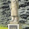 Das Goethe-Denkmal in der Partnerstadt: Franz Dömel ist es zu danken, dass die Figur Elbogen erhalten blieb. Von Dömel selbst, der kürzlich als ältester Deutscher Elbogens gestorben war, stand kein Bild zur Verfügung. 