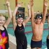 Die Schwabmünchner Staffelschwimmer (von links) Romy Scherer, Hannah Söllner, Timo Kotalczyk und Julian Hühsam.  	