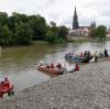 An dem Sucheinsatz auf der Donau waren unter anderem Wasserwacht und Technisches Hilfswerk (THW) beteiligt.