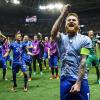 Island hat durch einen 2:1-Sieg gegen England sensationell das Viertelfinale der Fußball-EM erreicht. Dort trifft der EM-Neuling am Sonntag in Saint-Denis auf Gastgeber Frankreich.