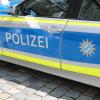 In Krumbach widersetzt sich ein Mann der Polizei, nachdem er seine Lebensgefährtin geschlagen hatte.