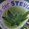 Ein Marktcheck der Verbraucherzentrale Niedersachsen hat ergeben: Stevia macht Getränke nicht gesünder oder wesentlich zuckerärmer als andere Süßungsmittel.