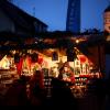 In Illertissen sind die Buden des Weihnachtsmarktes an zwei Adventswochenenden geöffnet. 