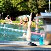 Die Temperaturen in dieser Woche laden zu einem Besuch im Freibad ein.