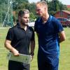 René Finke (links) zieht sich freiwillig als Trainer des SV Schwabegg zurück. Für ihn rückt der bisherige Co-Trainer Michael Hanwalter (rechts) nach.  	