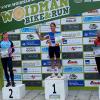 Die Freude der Siegerin: Lea Kremsreiter ist Bayerische Meisterin im Mountainbike-Marathon. 	