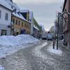 Wahre Schneeberge türmen sich derzeit in der Friedberger Ludwigstraße.