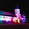 Im Dezember findet an mehreren Freitagen und Samstagen ein Lichterfest auf Schloss Blumenthal statt.