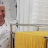 Der Herr der Nudeln: Michael Maul fertigt seine Pasta mit viel Herzblut und qualitativ hochwertigen Zutaten in Waltenhausen im Süden des Landkreises Günzburg.