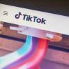 Die Videoplattform Tiktok hat in Hongkong den Betrieb eingestellt – aus Angst vor dem neuen chinesischen Sicherheitsgesetz.  