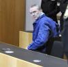 Der zweifache Augsburger Polizistenmörder Rudolf Rebarcyk war am Dienstag wieder vor Gericht - diesmal aber als Zeuge.