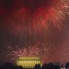Independence Day am 4. Juli: Ein großes Feuerwerk erleuchtet den Himmel über dem Lincoln Memorial anlässlich der Feierlichkeiten zum Unabhängigkeitstag der USA.